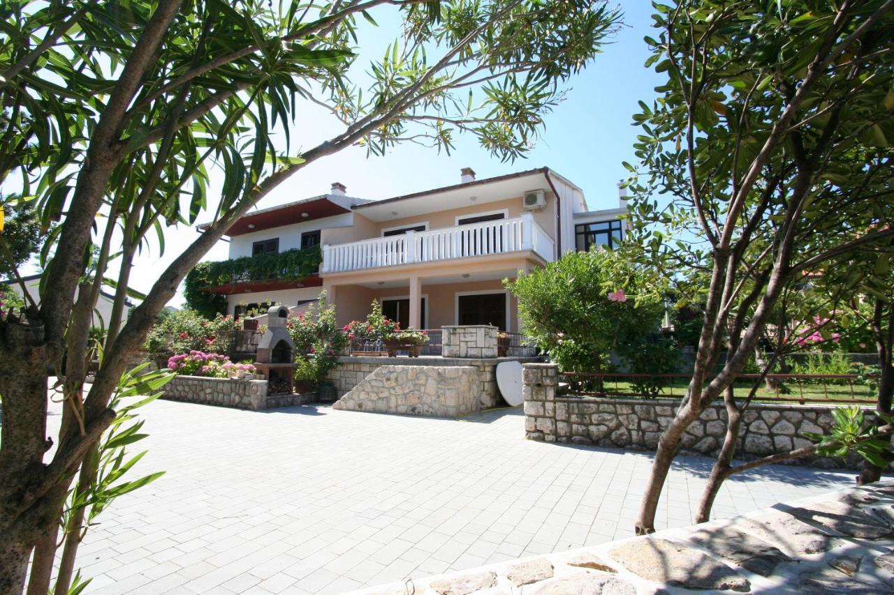 Apartments Grskovic G. Jesenovica Šilo Eksteriør billede