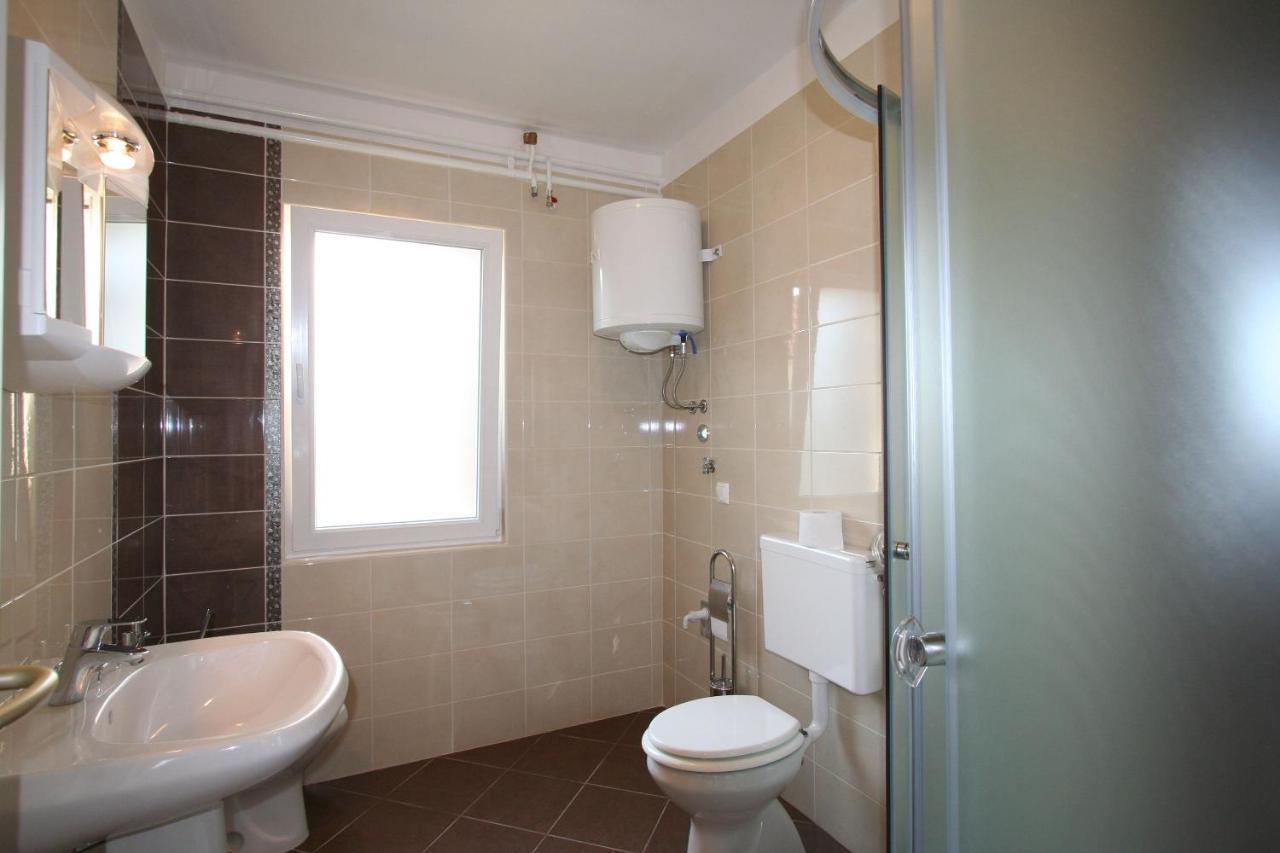 Apartments Grskovic G. Jesenovica Šilo Eksteriør billede